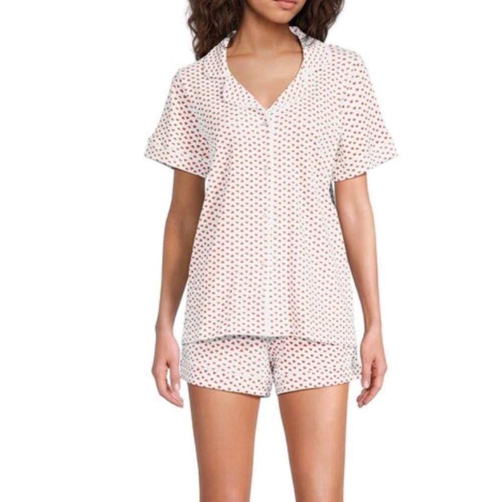 Ro's Garden
Cora Short Sleeve Notch Collar Shorty Knit Heart Print Pajama Set